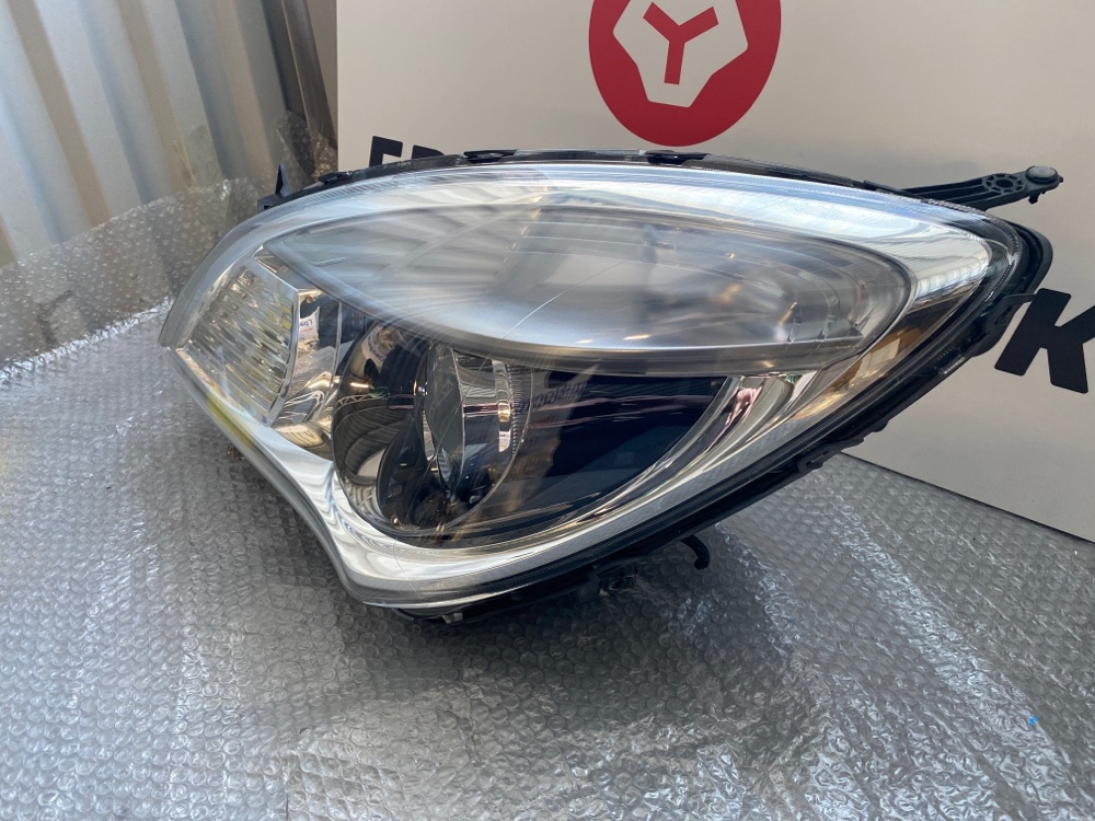 Фара левая Suzuki Solio MA15S