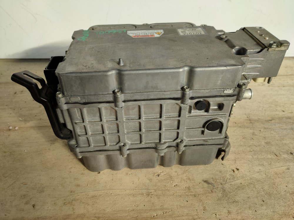 Инвертор LS600H 2008 UVF45 2UR-FSE