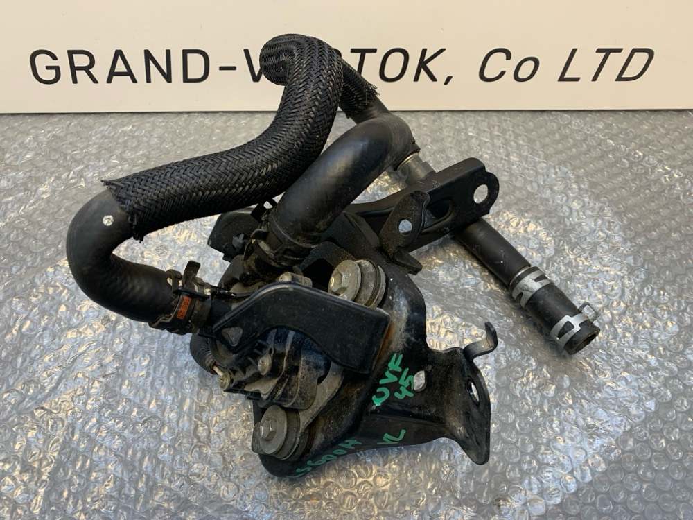 Помпа инвертора Lexus LS600H 2008 UVF45 2UR контрактная