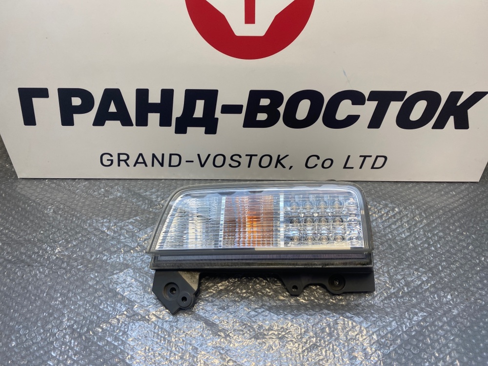Запчасть стоп-сигнал левый Nissan Elgrand TE52 8960 Б/У Стоп-сигнал левый Nissan Elgrand TE52 8960 Б/У