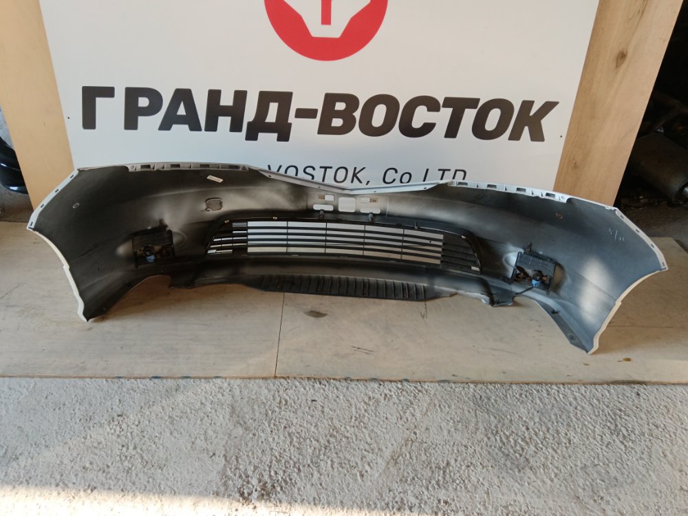 Бампер передний Elysion 2007 RR3