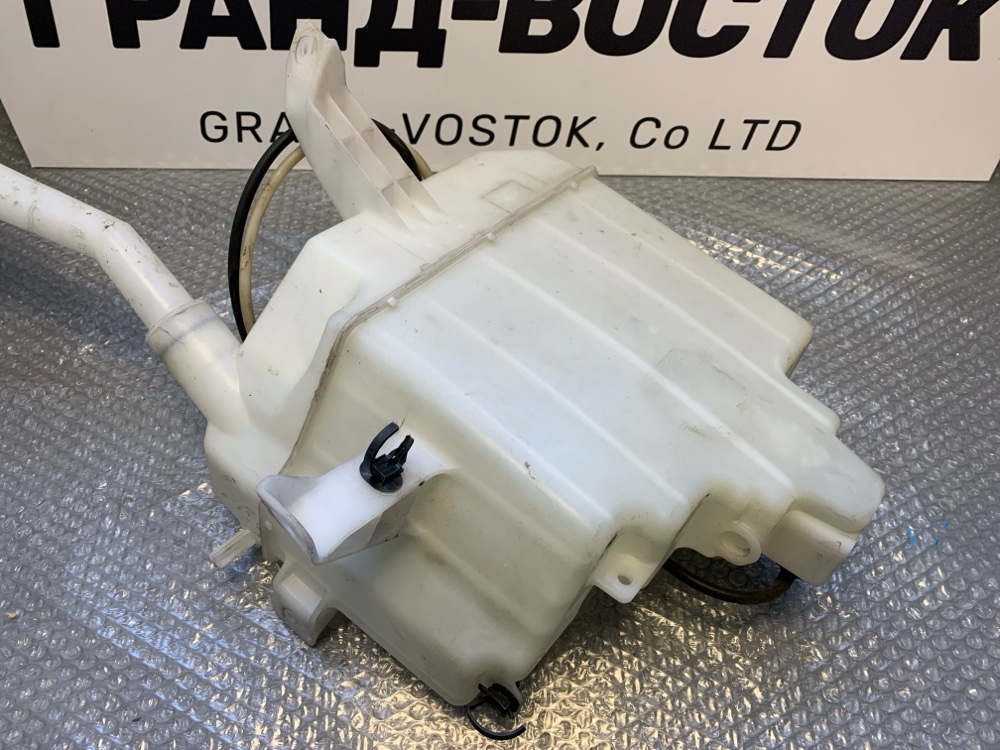 Бачок стеклоомывателя Elgrand TE52