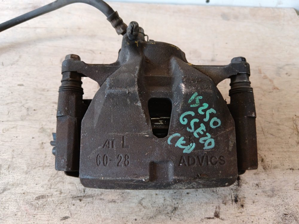 Суппорт передний левый IS250 2008 GSE20 4GR-FSE