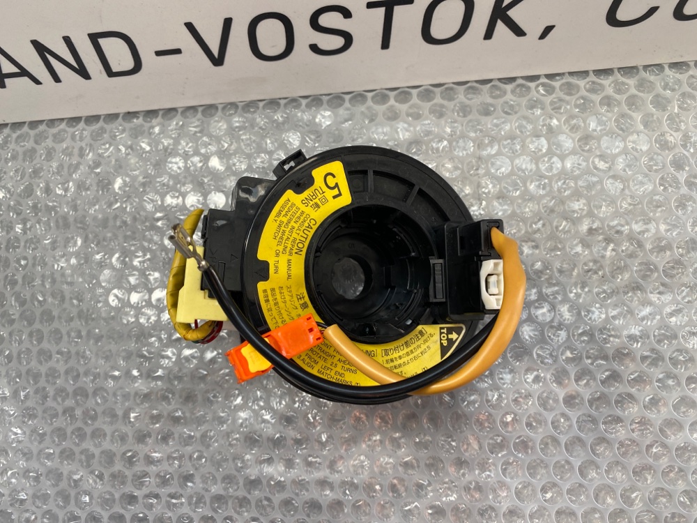 Шлейф-лента air bag Toyota Voxy AZR60