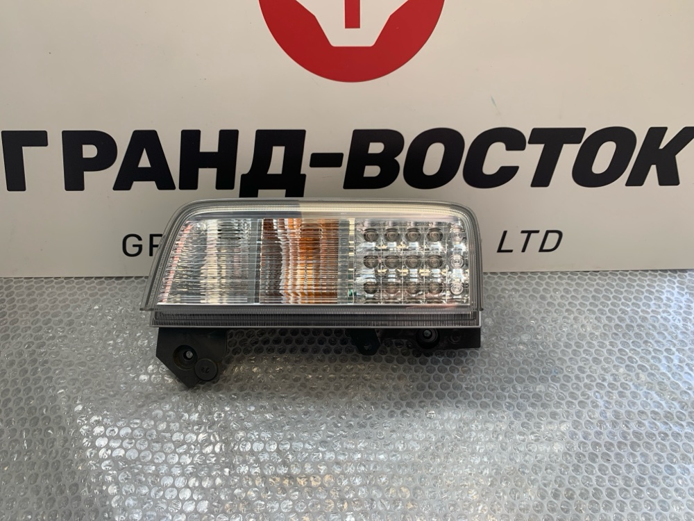 Запчасть стоп-сигнал левый Nissan Elgrand TE52 8960 контрактная Стоп-сигнал левый Nissan Elgrand TE52 8960 контрактная