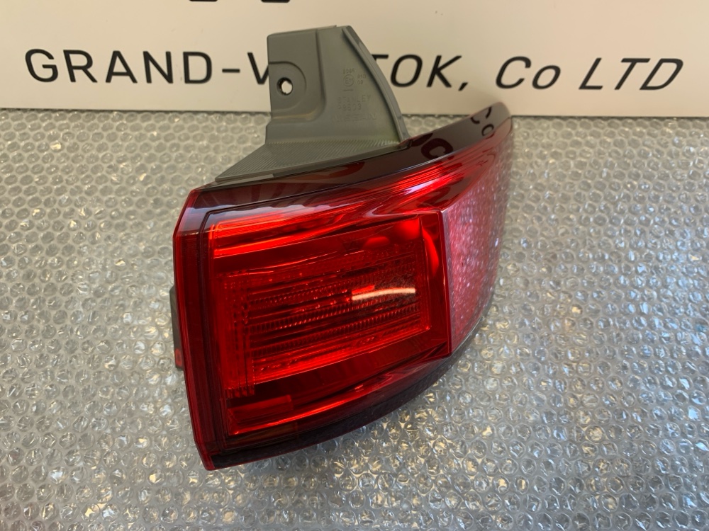 Стоп-сигнал правый Nissan Elgrand TE52 8503 контрактная