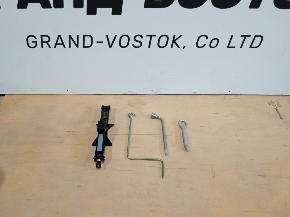 Домкрат Mazda Atenza GG3S Б/У