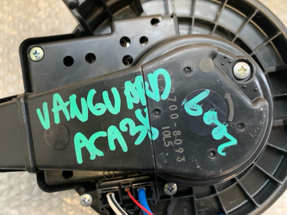 Мотор печки Vanguard 2009 ACA38W 2AZFE