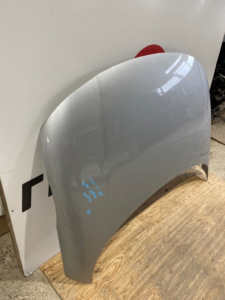 Капот TT 2004 8N3