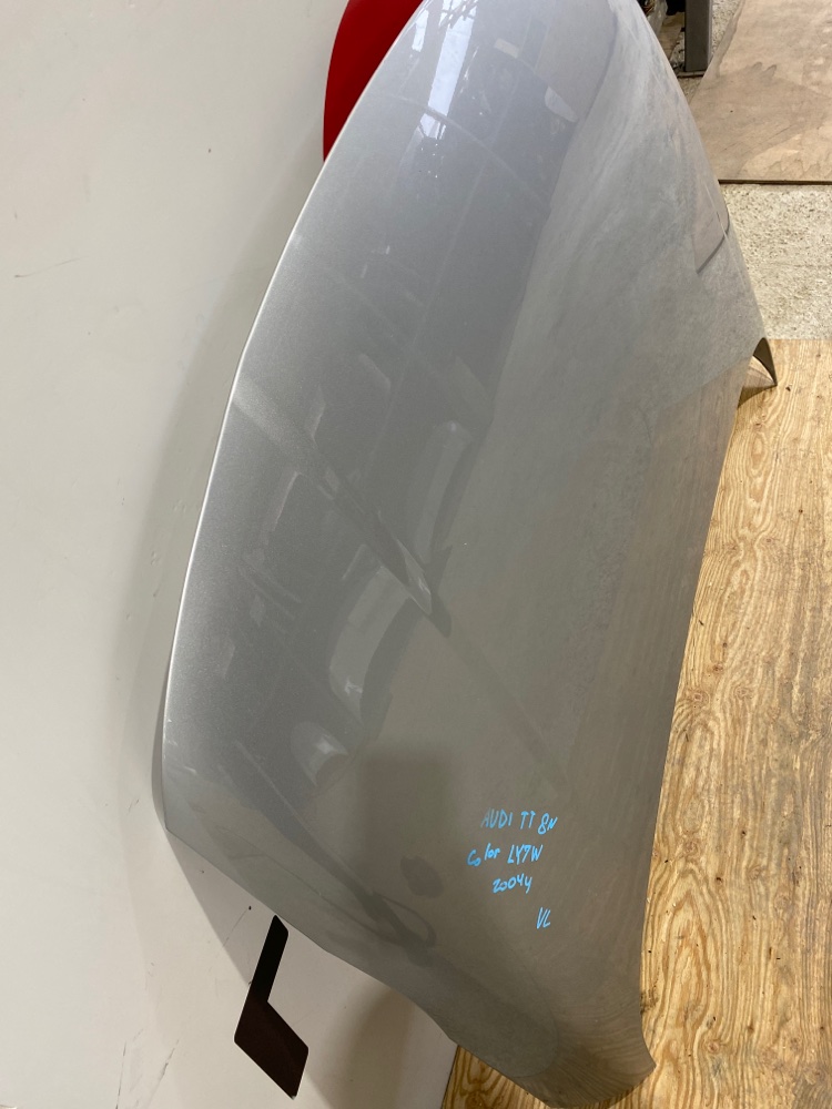 Капот TT 2004 8N3