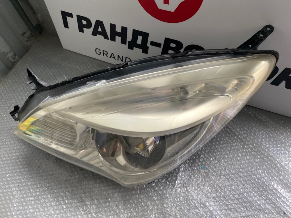 Фара левая Suzuki Solio MA15S