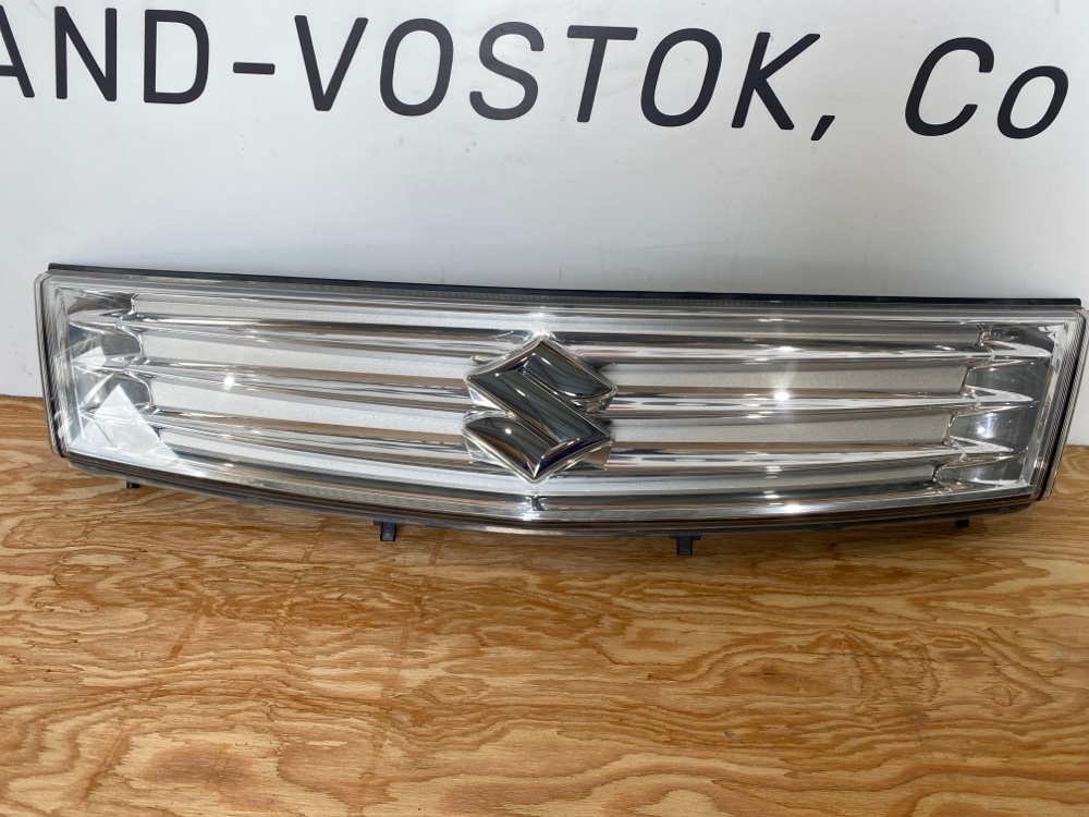 Решетка радиатора Suzuki Solio 2011 MA15S 72110-54M0 Б/У
