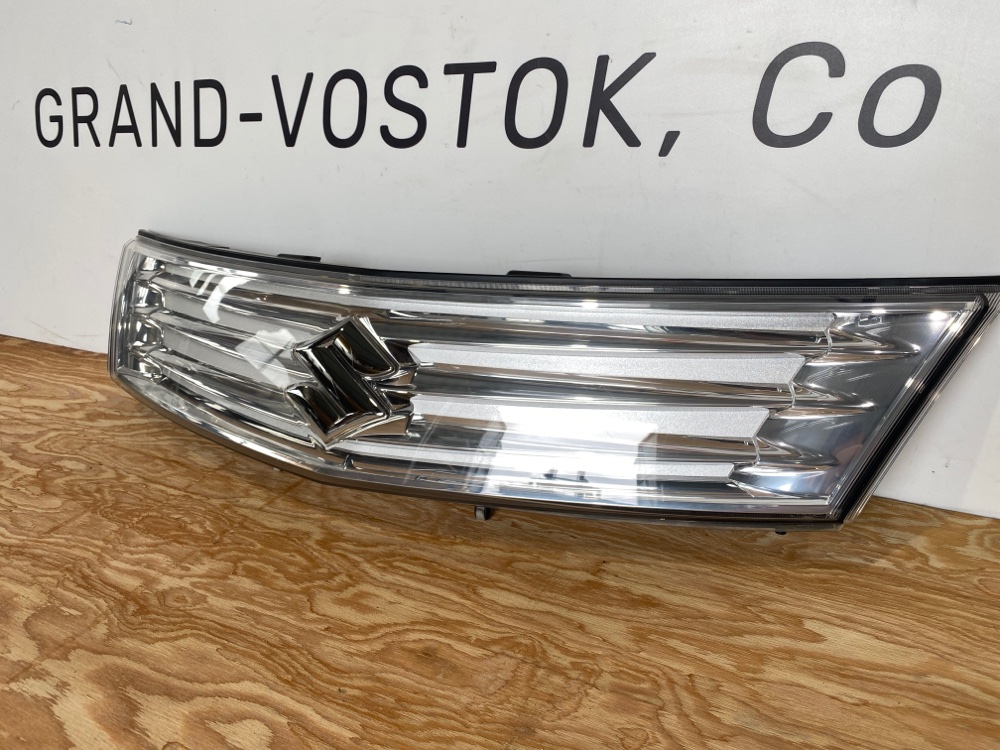 Решетка радиатора Suzuki Solio MA15S