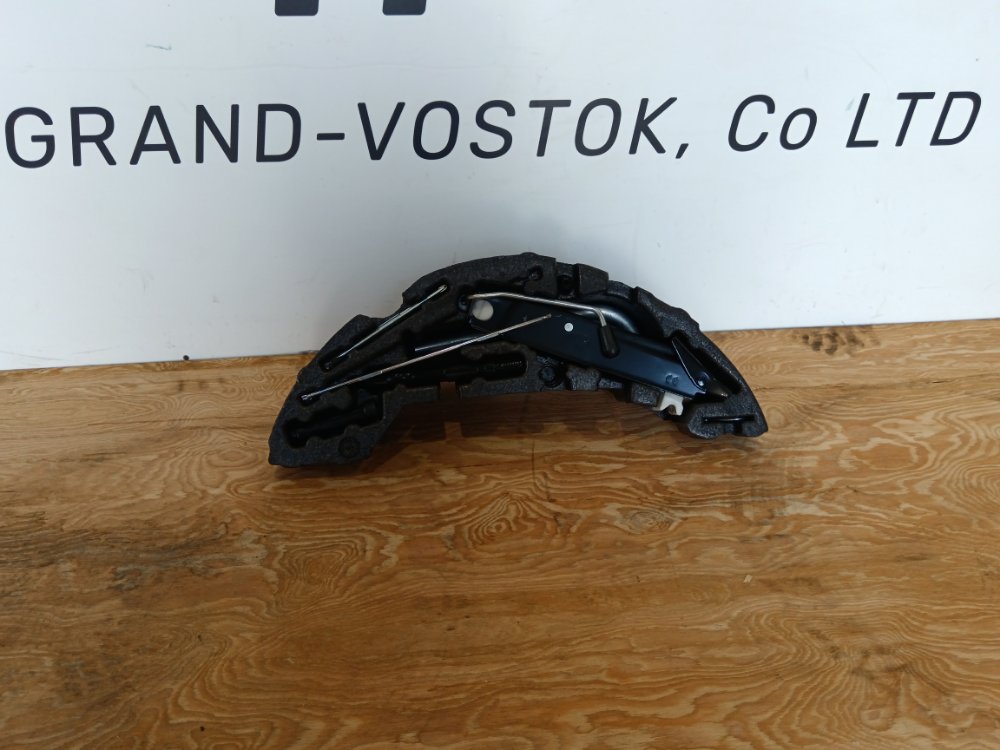 Домкрат AUDI A4 2012 контрактная