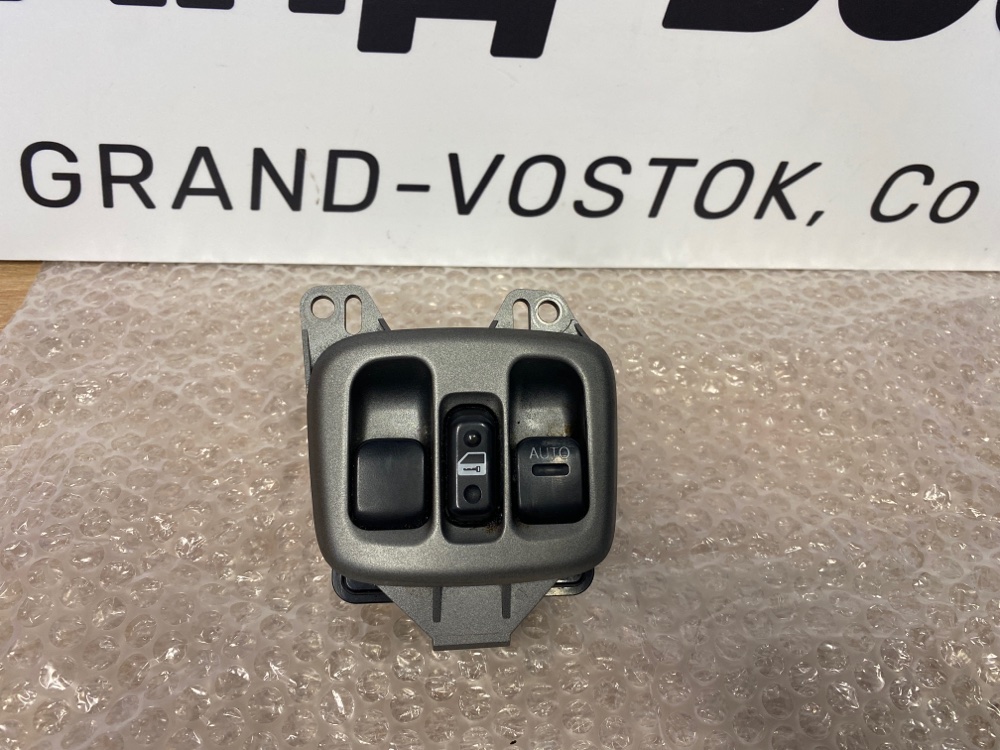 Блок управления стеклоподъемниками Toyota Celica 2002 ZZT230 84802-20320 Б/У