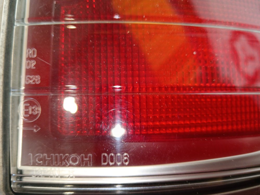 Стоп-сигнал задний правый Elgrand 2008 E51