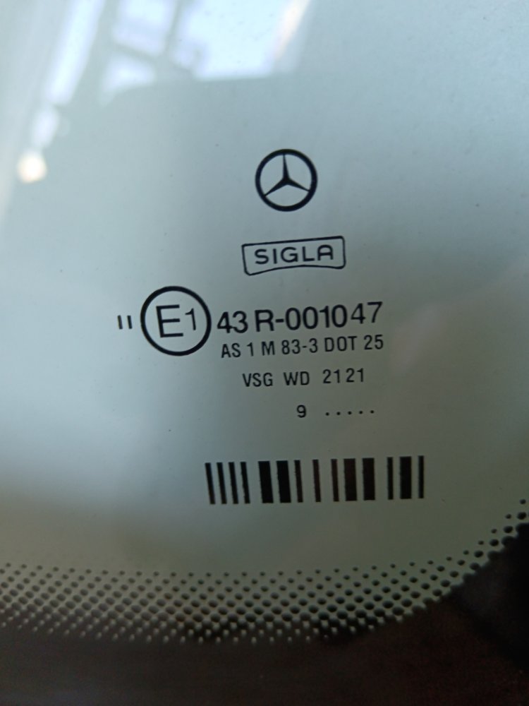 Стекло лобовое SLK230 1999 R170