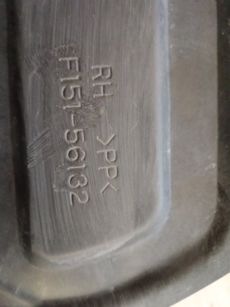 Подкрылок передний правый RX-8 2006 SE3P