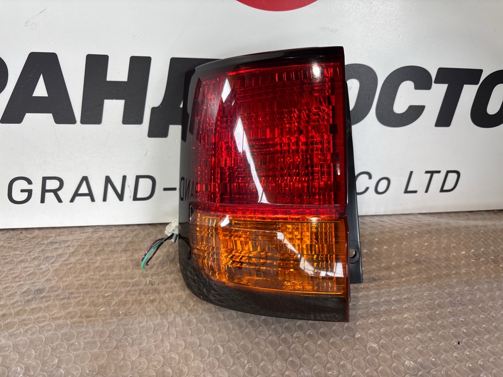 Стоп-сигнал левый Nissan Elgrand 2000 ATE50 4791 Б/У