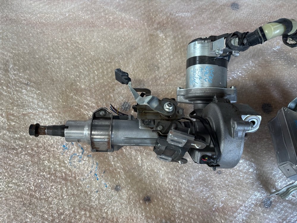 Рулевая колонка RAV4 2006 ACA36W 2AZ-FE Рулевая колонка RAV4 2006 ACA36W 2AZ-FE