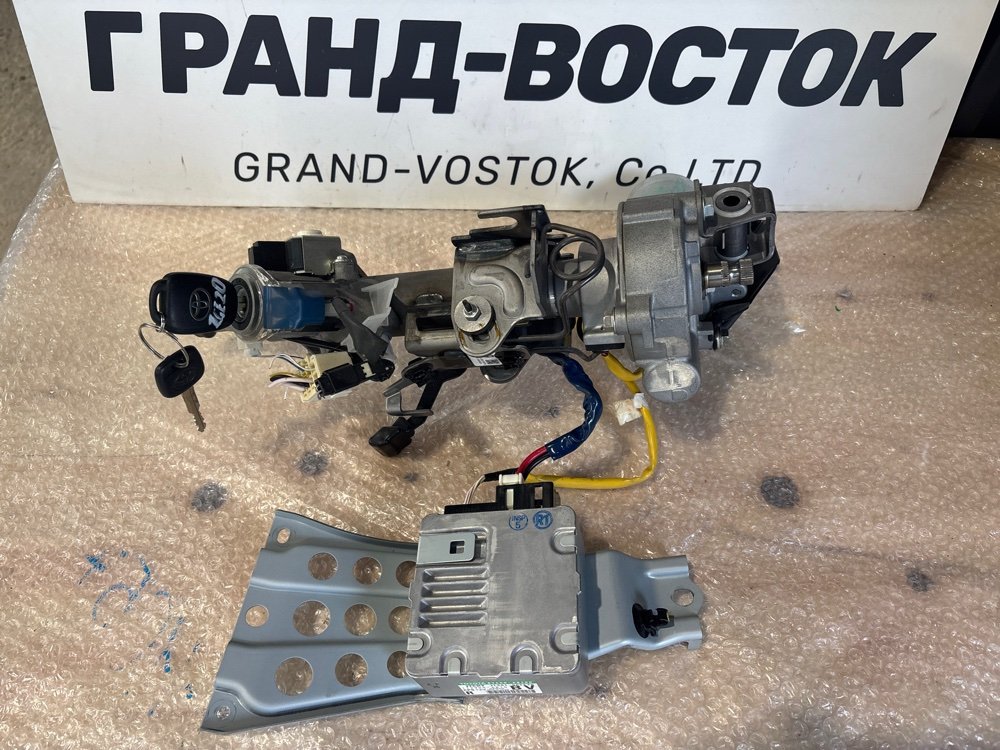 Запчасть рулевая колонка Toyota Wish 2012 ZGE20 2ZR-FAE 89650-68100 контрактная Рулевая колонка Toyota Wish 2012 ZGE20 2ZR-FAE 89650-68100 контрактная