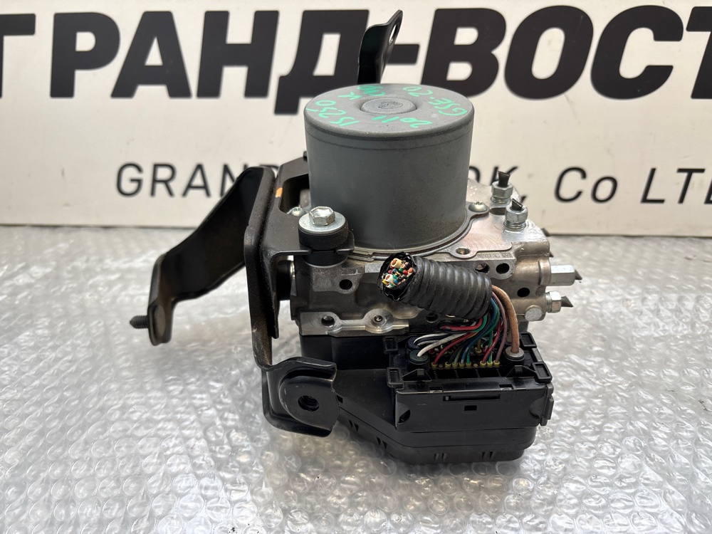 Блок ABS IS250 2011 GSE20 4GR-FSE