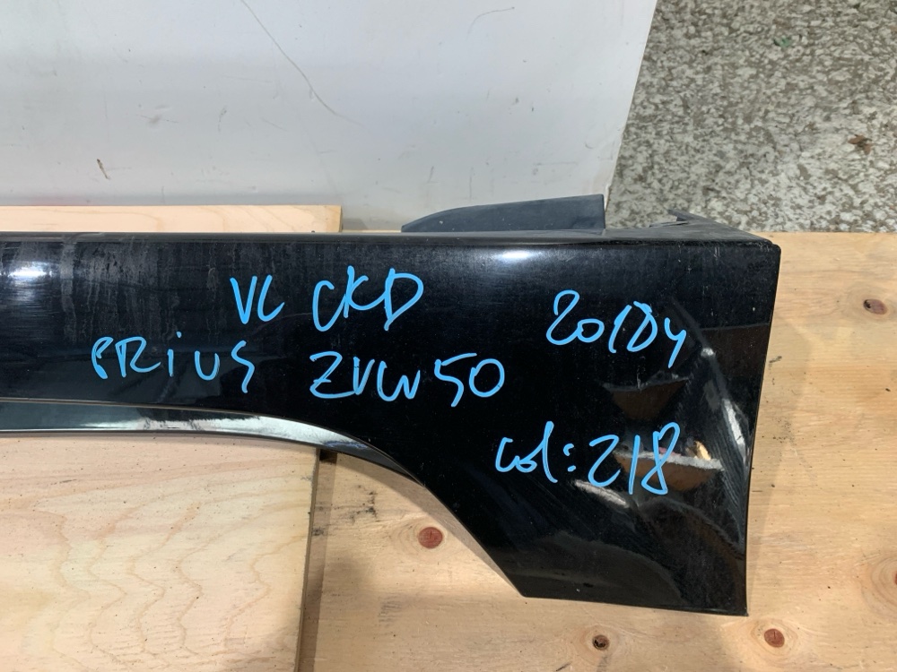 Порог кузова правый Prius 2018 ZVW50 2ZR-FXE