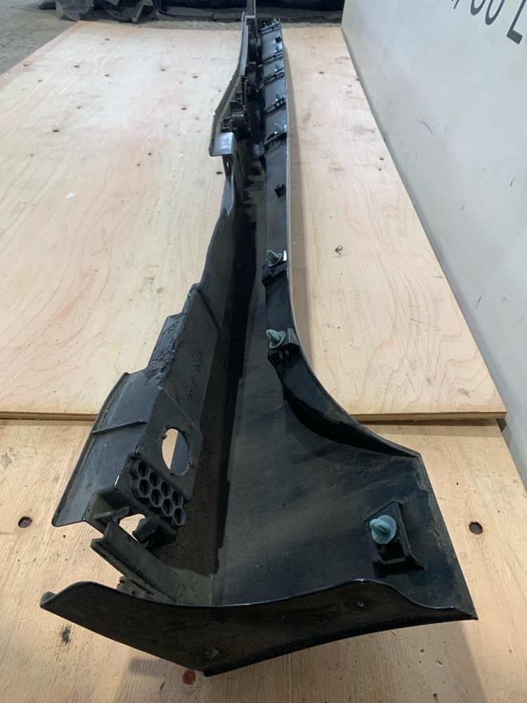 Порог кузова правый Prius 2018 ZVW50 2ZR-FXE