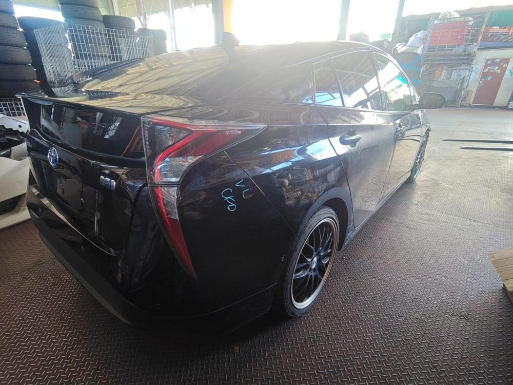 Порог кузова правый Prius 2018 ZVW50 2ZR-FXE