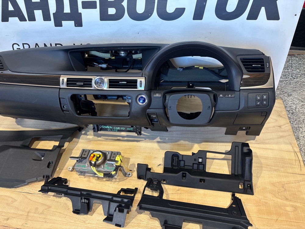 Торпедо GS450H 2017 GWL10 2GR-FXE