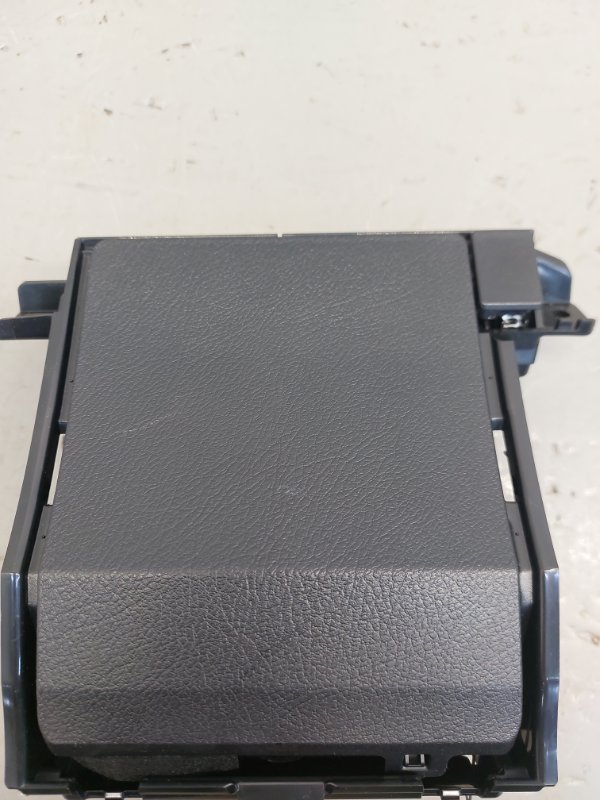 Бардачок правый RX 4 2021 450H 3.5