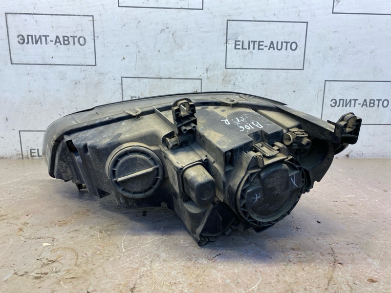 Фара ксенон правая BMW X5 E70 4.8