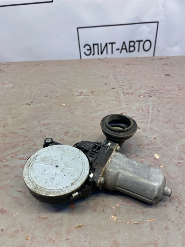 Моторчик стеклоподъемника задний левый Toyota Camry 2007 V40 3.5 8571035180 Б/У