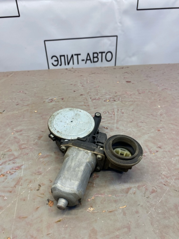 Моторчик стеклоподъемника задний левый Camry 2007 V40 3.5