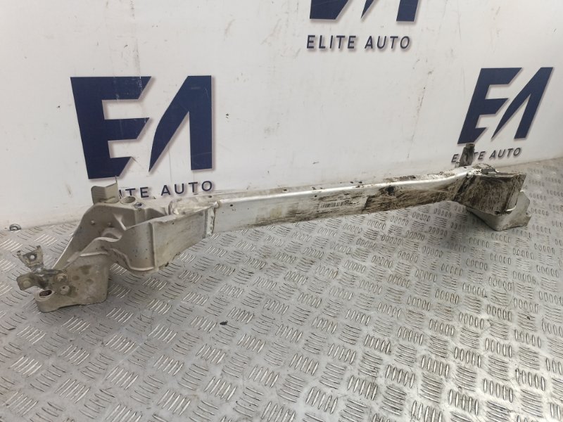 Кронштейн двигателя Phaeton 2002 3.2