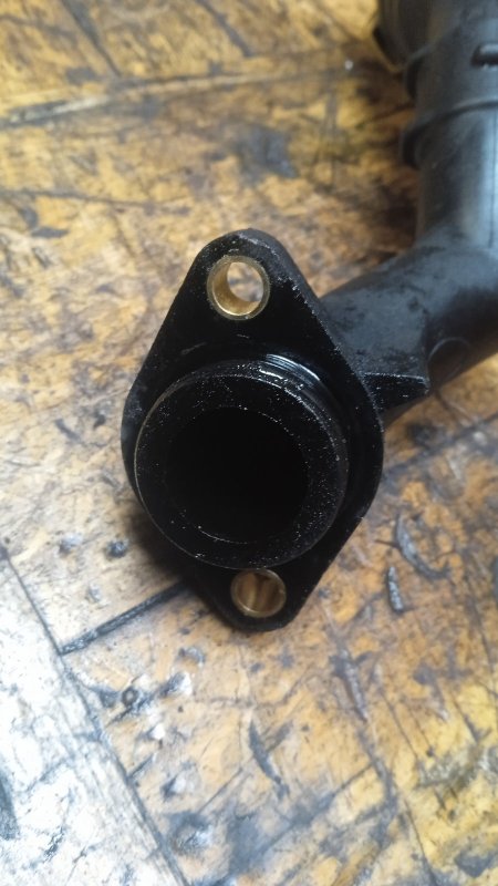 Горловина маслозаливная Forester 1997-2000 S10 2.0