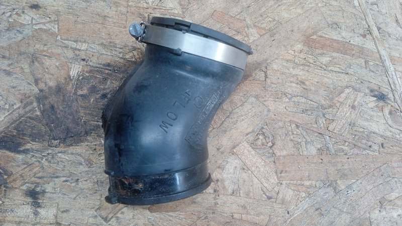 Патрубок впускного коллектора Subaru Legacy 2006 b13 2.0 EJ20 Б/У