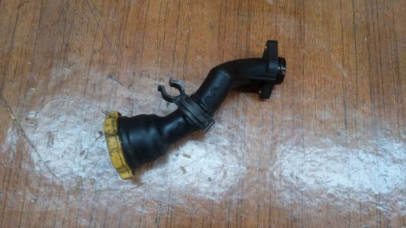 Горловина маслозаливная Subaru Forester 2.0 EJ20