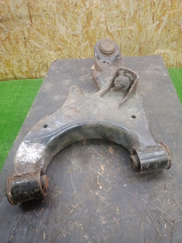 Рычаг подвески нижний задний левый Pathfinder 2005-2014 R51