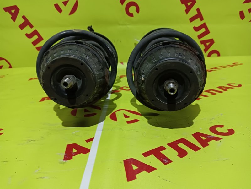 Стойка передняя Fit 2002 GD1 L13A Стойка передняя Fit 2002 GD1 L13A