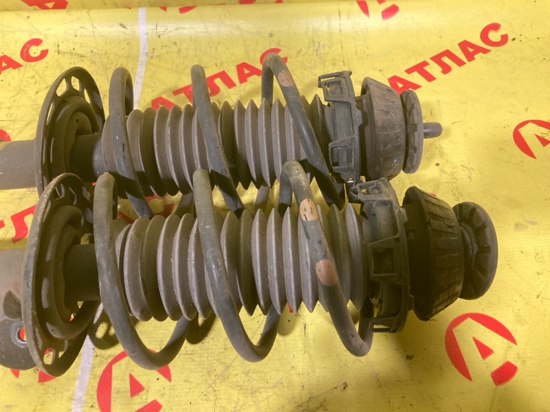 Стойка передняя Fit 2004 GD1 L13A