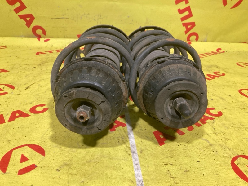 Стойка передняя Fit 2004 GD1 L13A