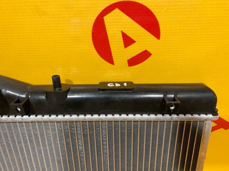 Радиатор охлаждения двигателя Fit GD1 L13A Радиатор охлаждения двигателя Fit GD1 L13A