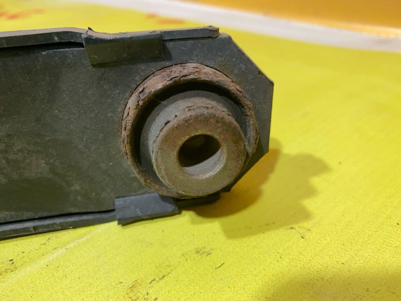 Рычаг задний левый HONDA Stream RN1 D17A Рычаг задний левый HONDA Stream RN1 D17A