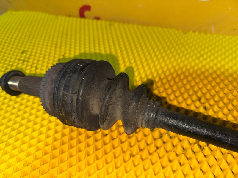 Привод задний левый Corolla 2004 NZE124 1NZ-FE