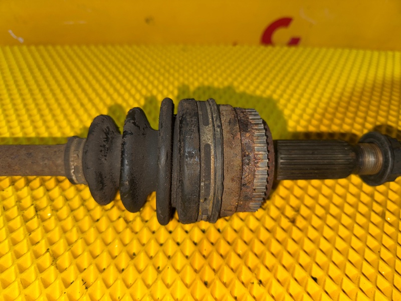 Привод задний правый TOYOTA Corolla Fielder ZRE144 2ZR-FAE Привод задний правый TOYOTA Corolla Fielder ZRE144 2ZR-FAE