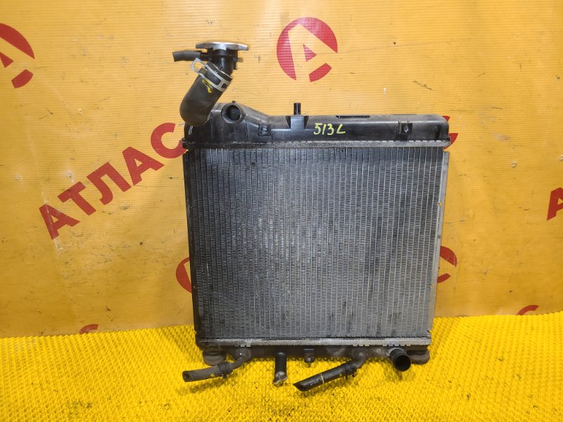 Радиатор охлаждения двигателя Fit 2002 GD1 L13A Радиатор охлаждения двигателя Fit 2002 GD1 L13A