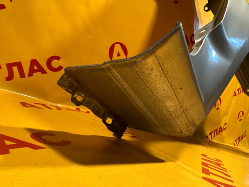 Крыло переднее правое Stream 2002 RN1 D17A Крыло переднее правое Stream 2002 RN1 D17A