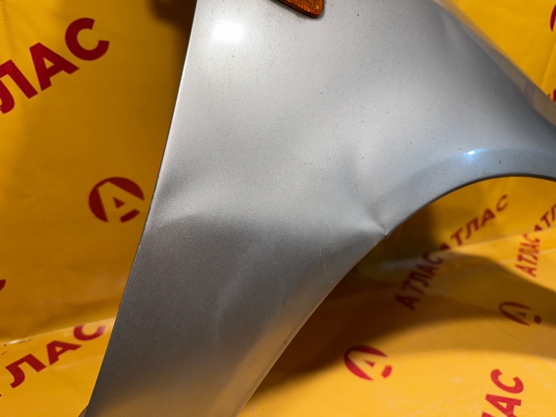 Крыло переднее правое Stream 2002 RN1 D17A Крыло переднее правое Stream 2002 RN1 D17A