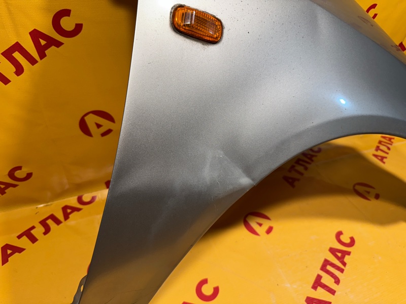 Крыло переднее правое Stream 2002 RN1 D17A Крыло переднее правое Stream 2002 RN1 D17A